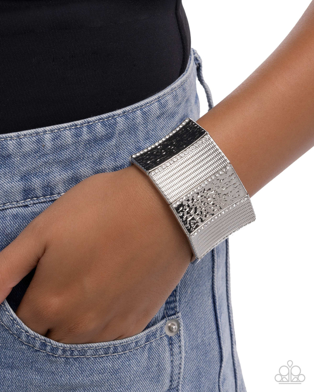 eight-dollar-jewelry-textured-title-white-bracelet-paparazzi-accessories