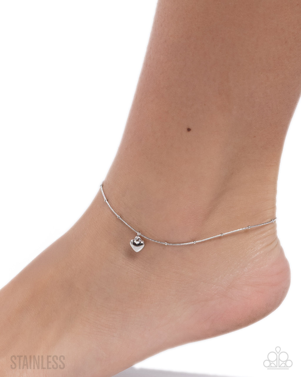eight-dollar-jewelry-unrequited-crush-silver-anklet-paparazzi-accessories