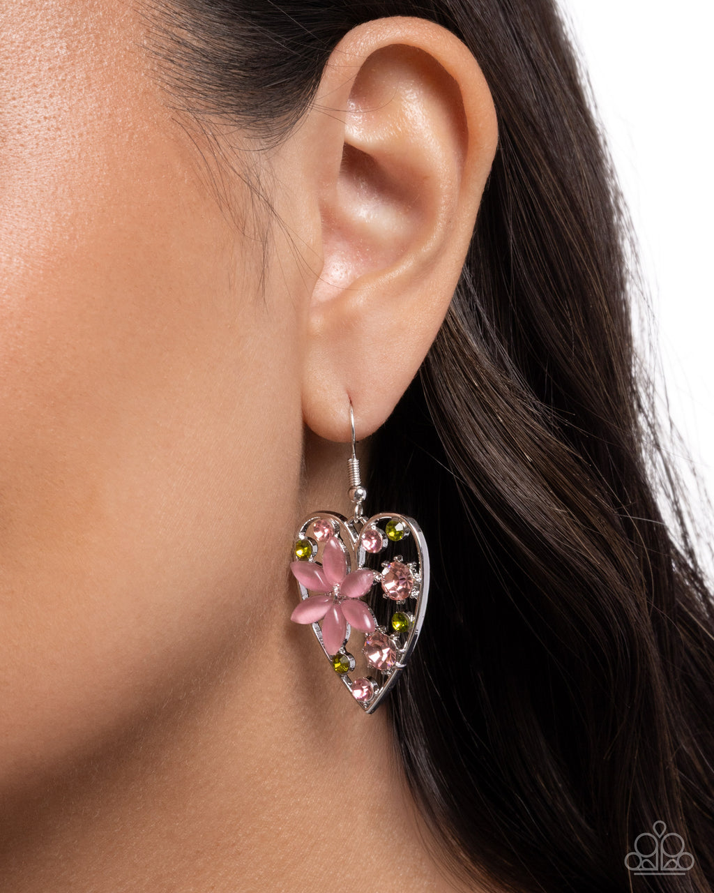 eight-dollar-jewelry-feminine-freestyle-pink-earrings-paparazzi-accessories