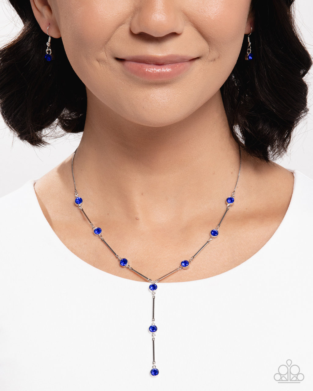 eight-dollar-jewelry-corporate-climb-blue-necklace-paparazzi-accessories