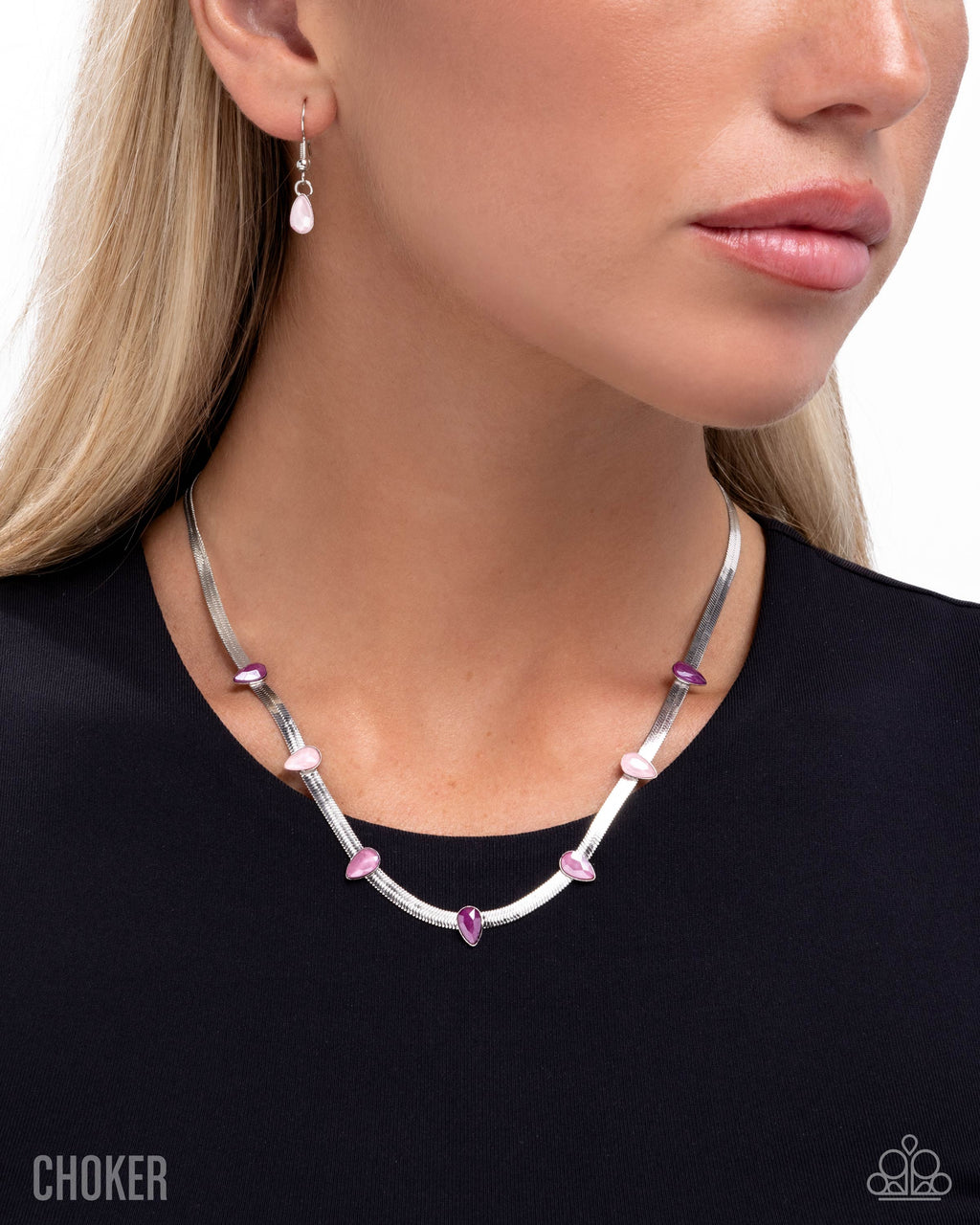 eight-dollar-jewelry-drawing-attention-purple-necklace-paparazzi-accessories