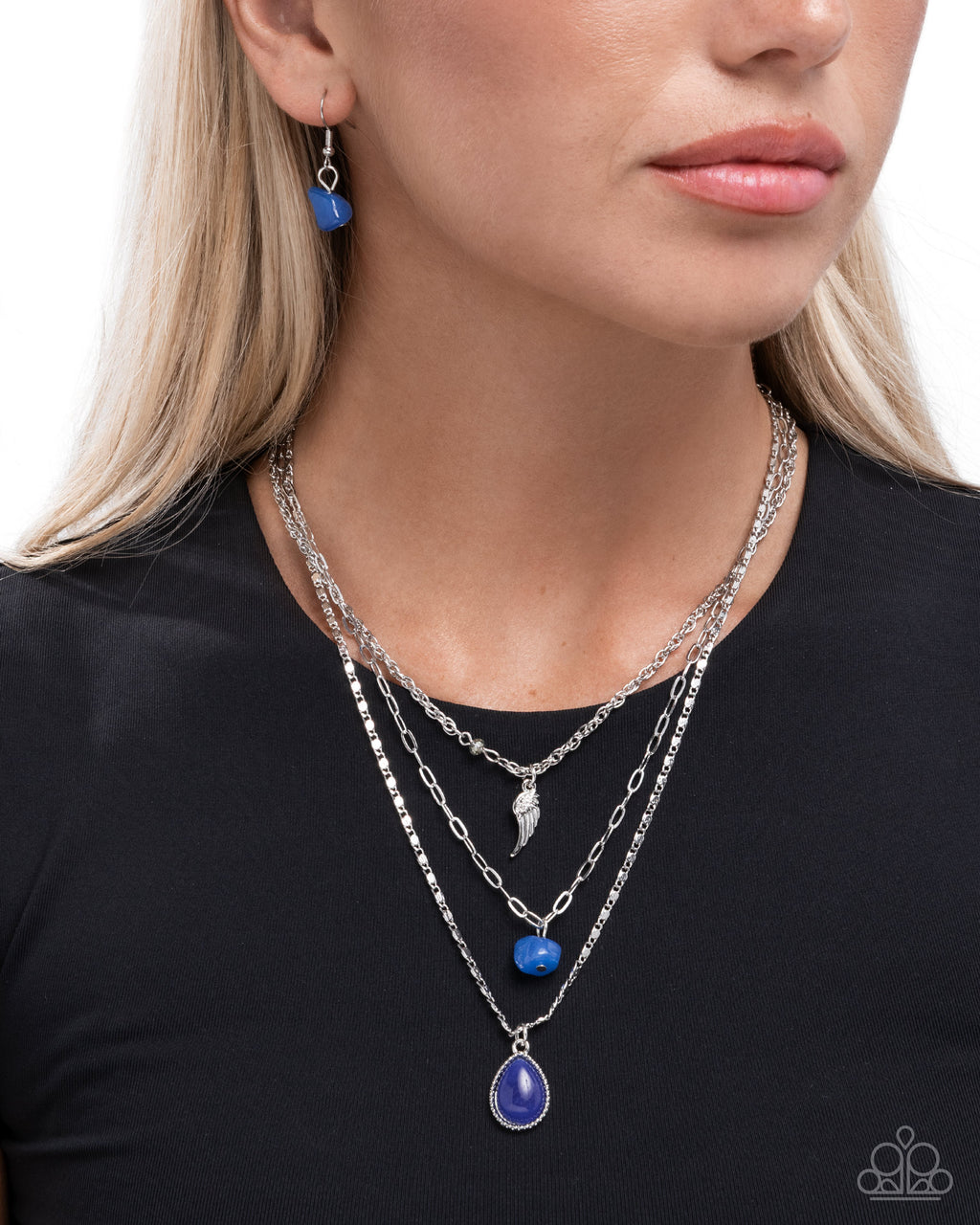 eight-dollar-jewelry-angelic-anthem-blue-necklace-paparazzi-accessories