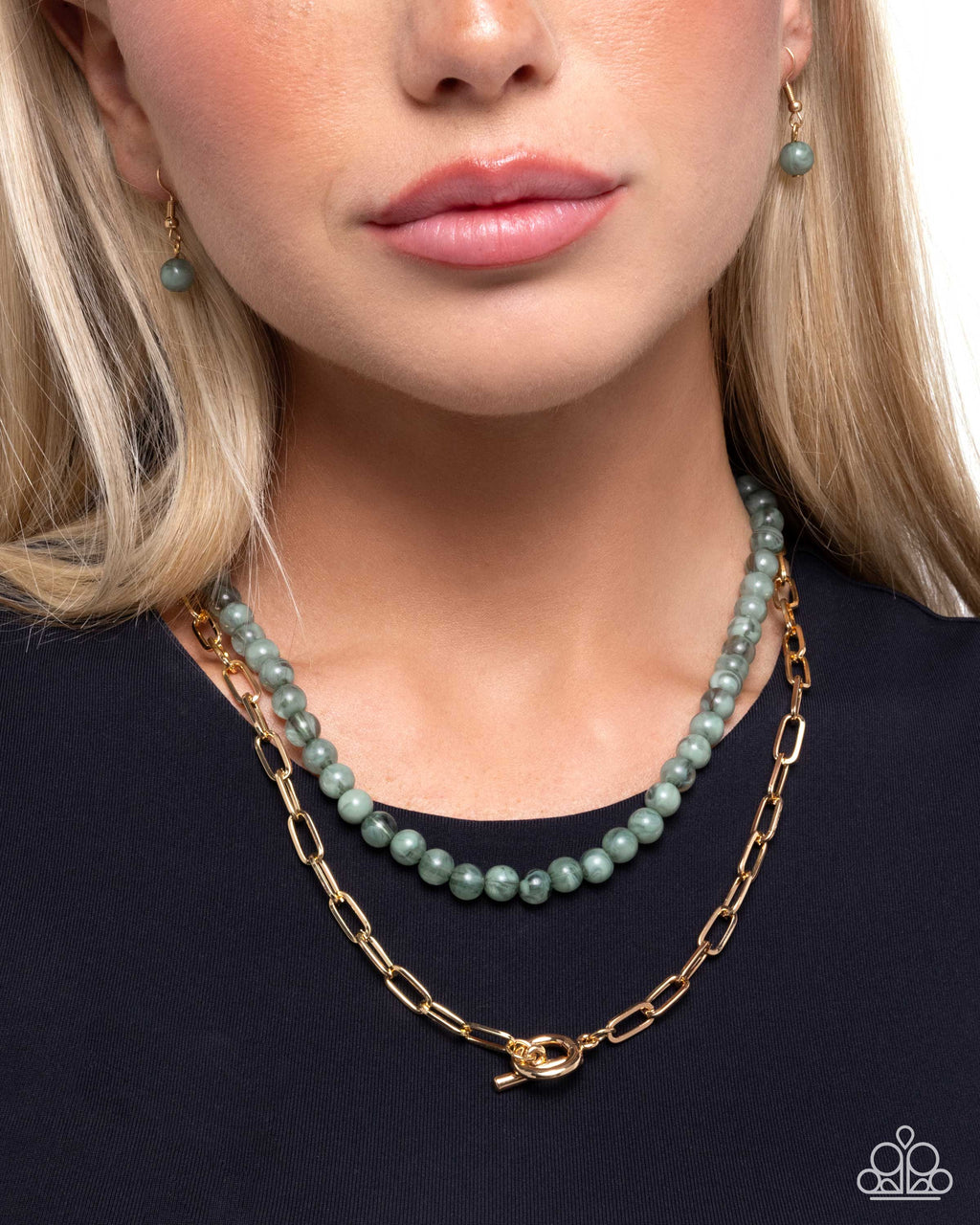 eight-dollar-jewelry-compassionate-chic-green-necklace-paparazzi-accessories