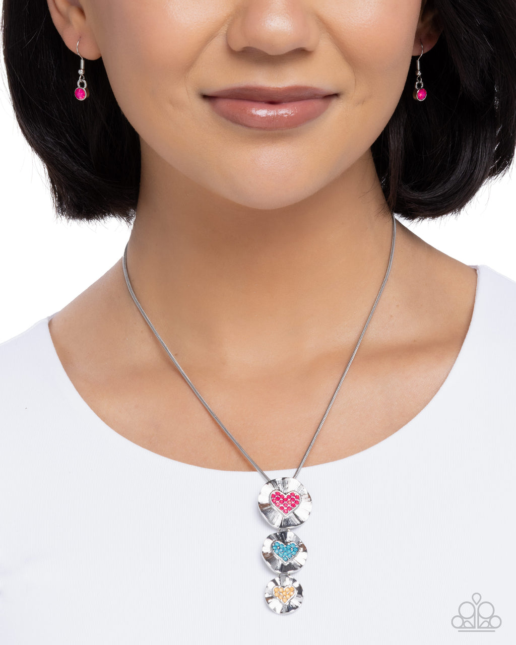 eight-dollar-jewelry-swaying-sweetheart-multi-necklace-paparazzi-accessories