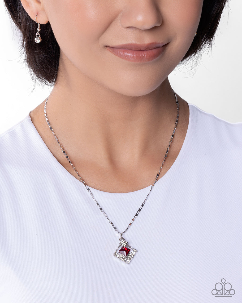 eight-dollar-jewelry-sentimental-squares-red-paparazzi-accessories