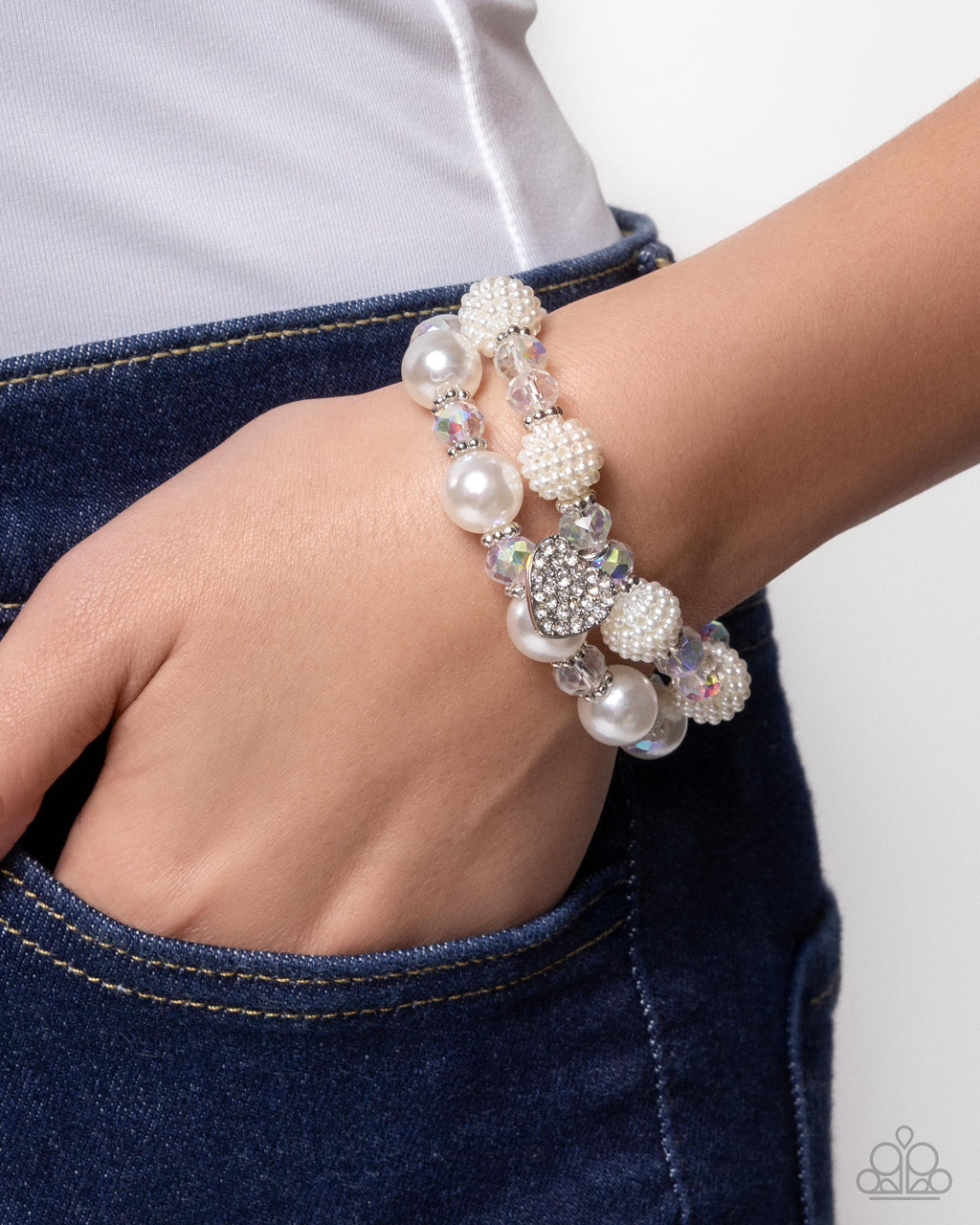 eight-dollar-jewelry-heart-hustle-white-bracelet-paparazzi-accessories