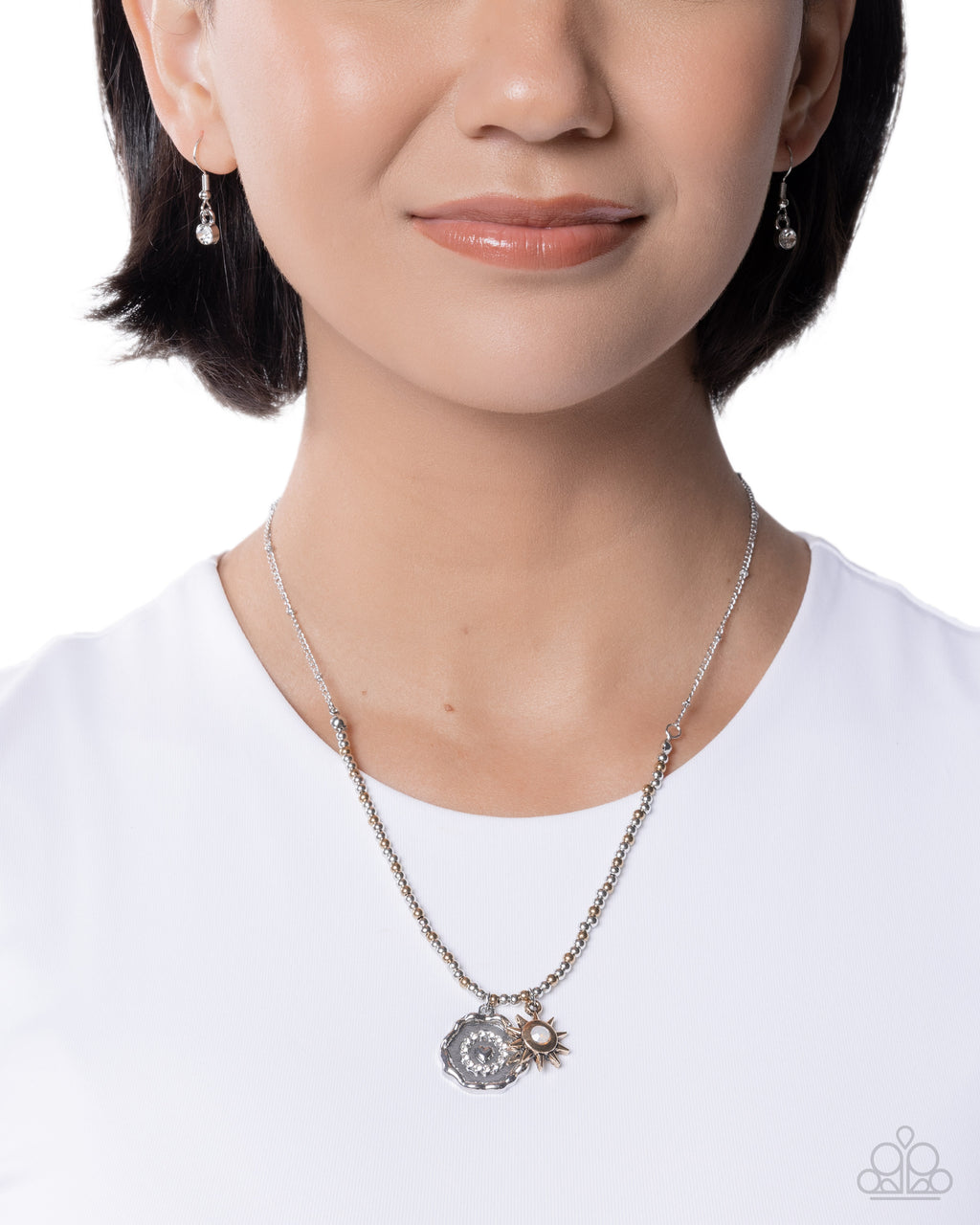 eight-dollar-jewelry-sunshine-sojourn-white-necklace-paparazzi-accessories