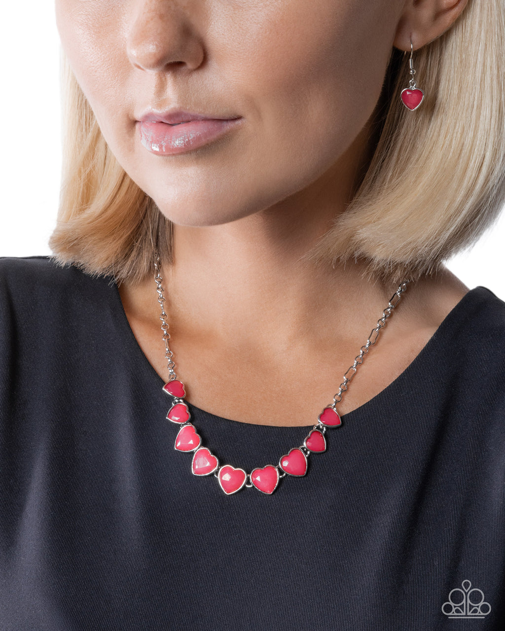 eight-dollar-jewelry-unrequited-affection-pink-necklace-paparazzi-accessories