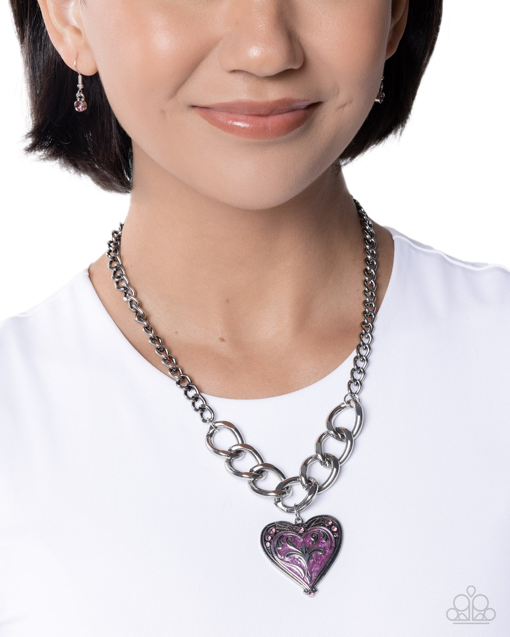 eight-dollar-jewelry-smitten-scope-purple-necklace-paparazzi-accessories