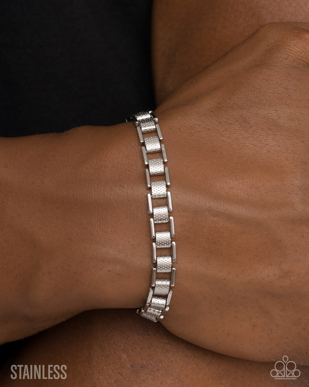 eight-dollar-jewelry-unreal-unity-silver-mens bracelet-paparazzi-accessories
