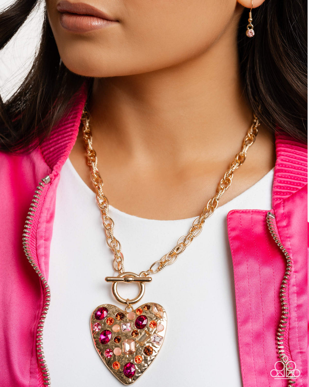 eight-dollar-jewelry-circulated-chic-pink-necklace-paparazzi-accessories