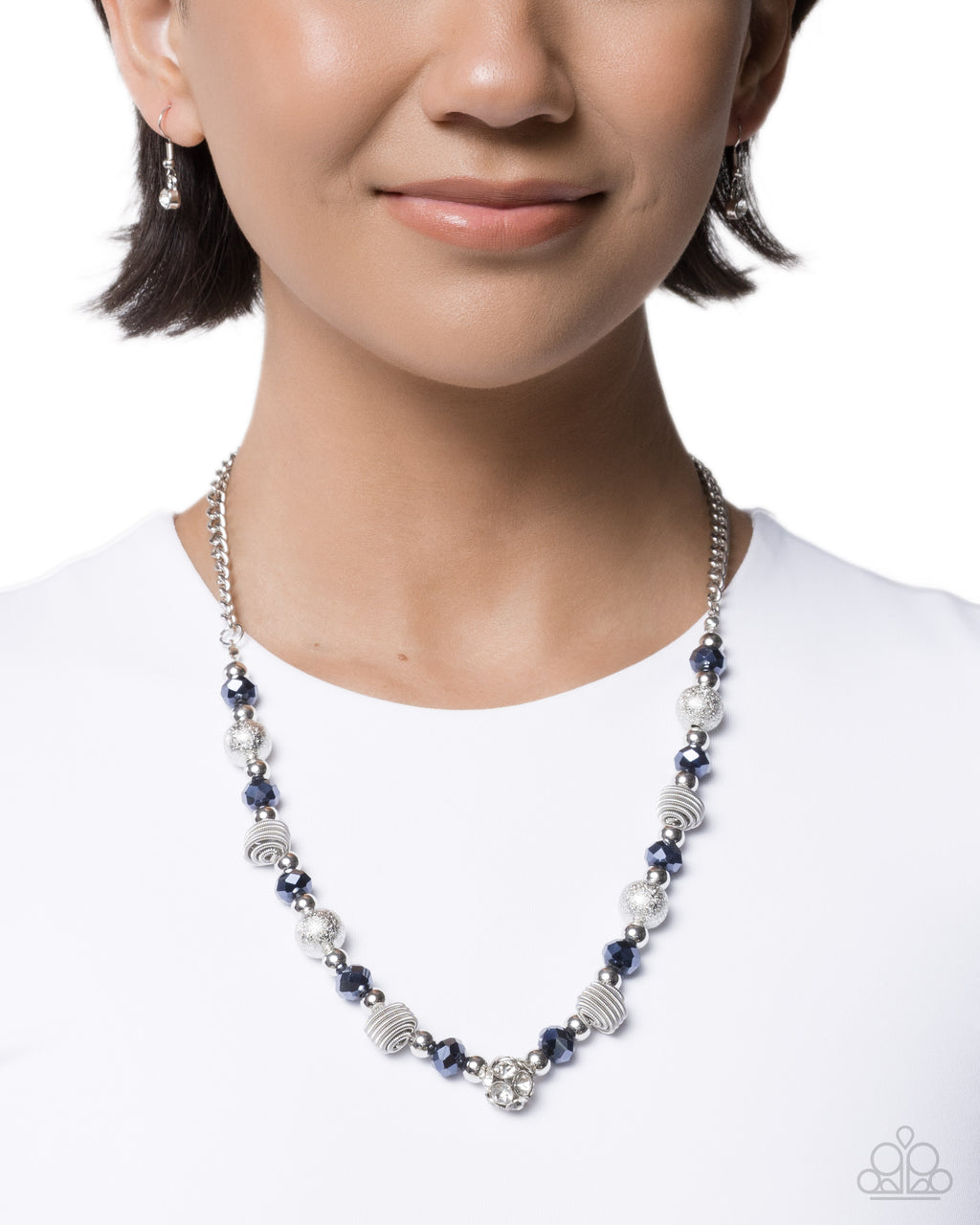 eight-dollar-jewelry-textured-time-blue-necklace-paparazzi-accessories