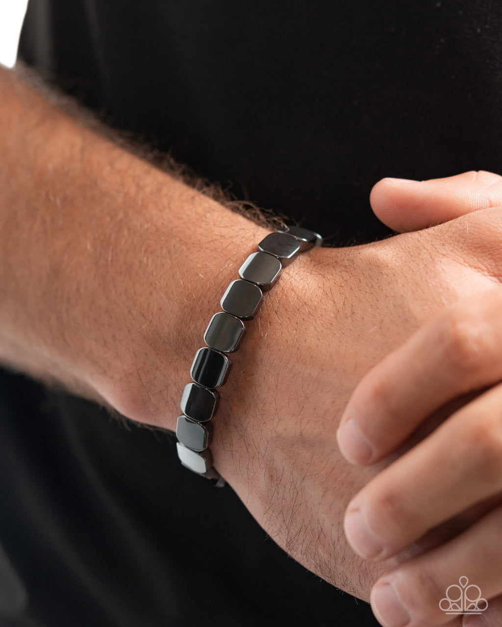 eight-dollar-jewelry-powerful-pattern-black-mens bracelet-paparazzi-accessories