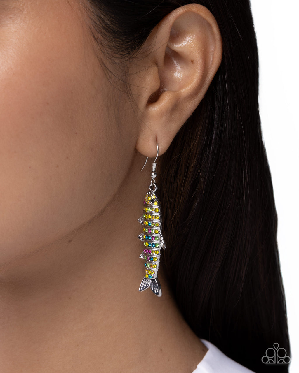 eight-dollar-jewelry-sophisticated-sardine-multi-earrings-paparazzi-accessories