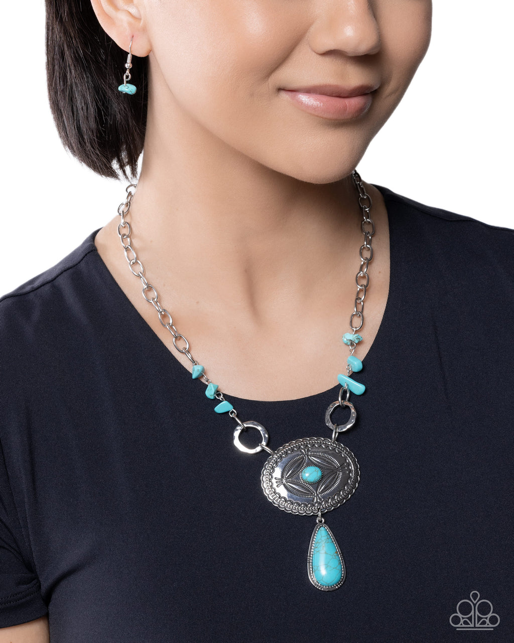 eight-dollar-jewelry-rustic-mural-blue-necklace-paparazzi-accessories