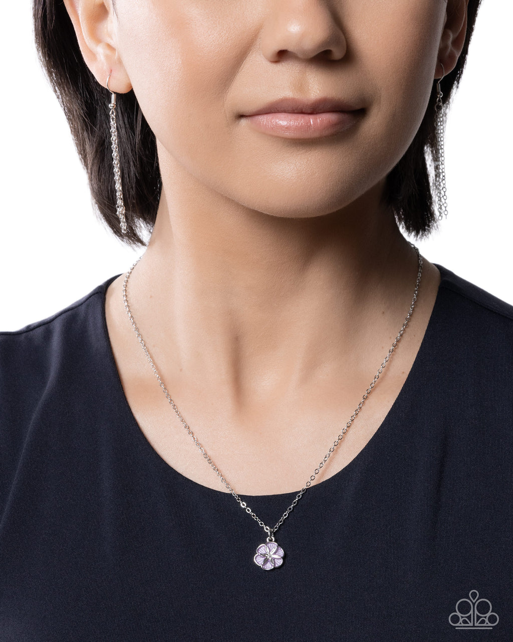 eight-dollar-jewelry-dainty-demand-purple-necklace-paparazzi-accessories