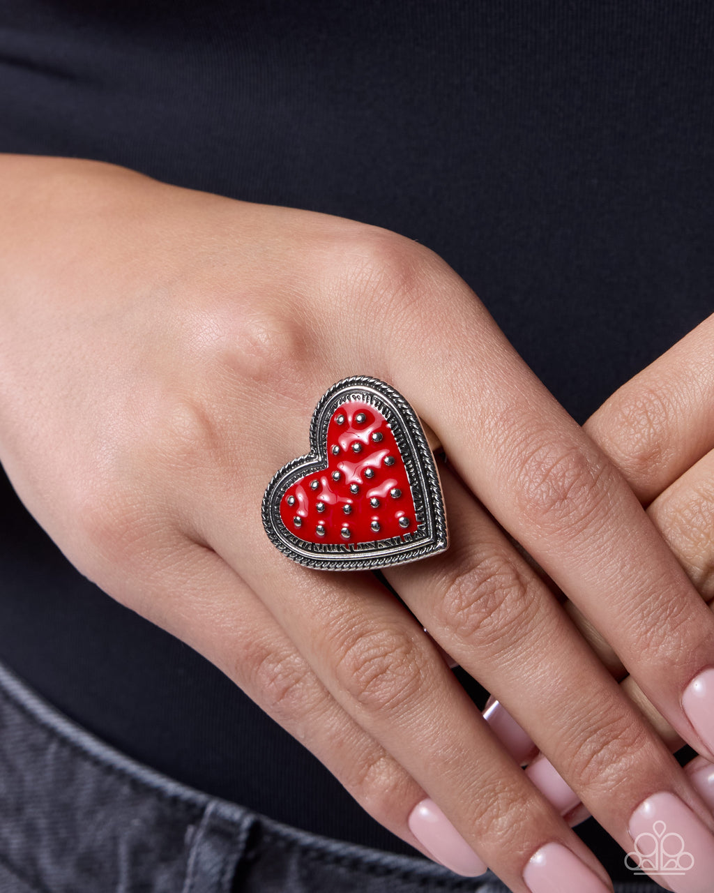 eight-dollar-jewelry-painted-production-red-paparazzi-accessories