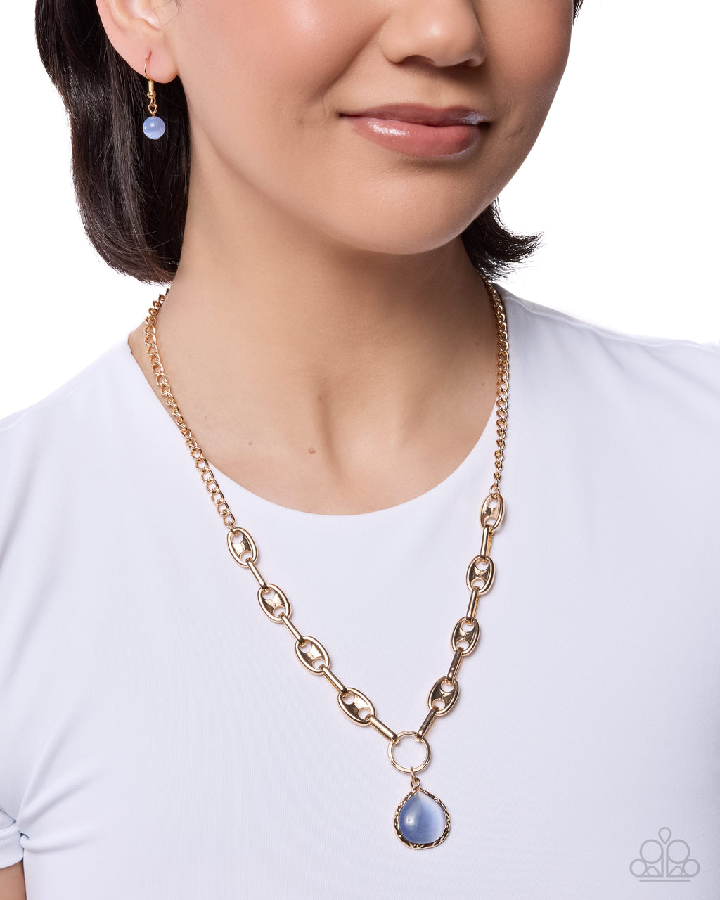 eight-dollar-jewelry-traditional-tale-blue-necklace-paparazzi-accessories