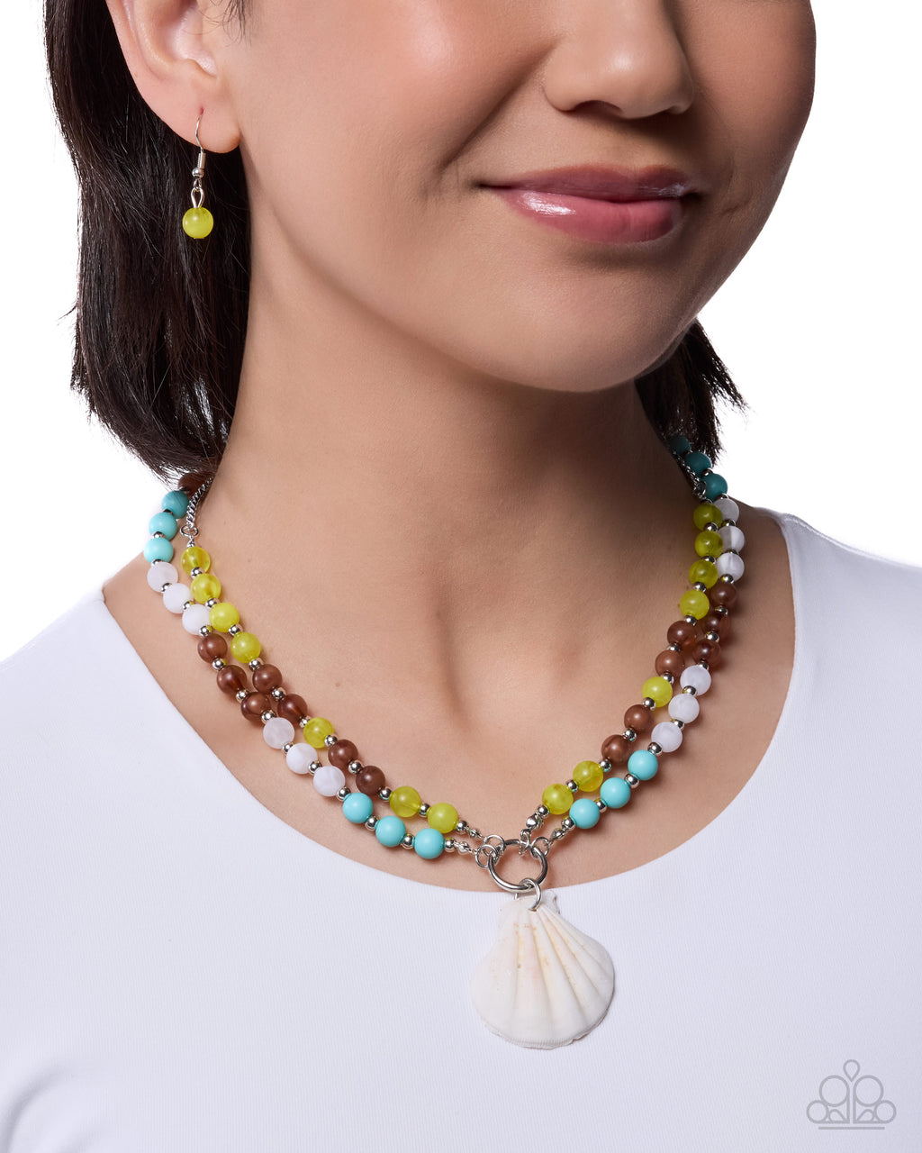 eight-dollar-jewelry-calmly-coastal-green-necklace-paparazzi-accessories