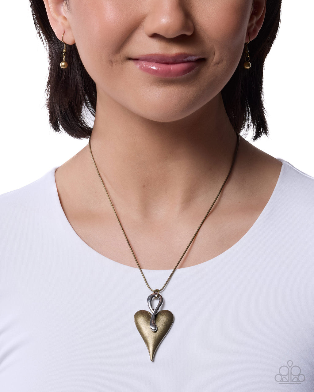 eight-dollar-jewelry-courting-chief-brass-necklace-paparazzi-accessories