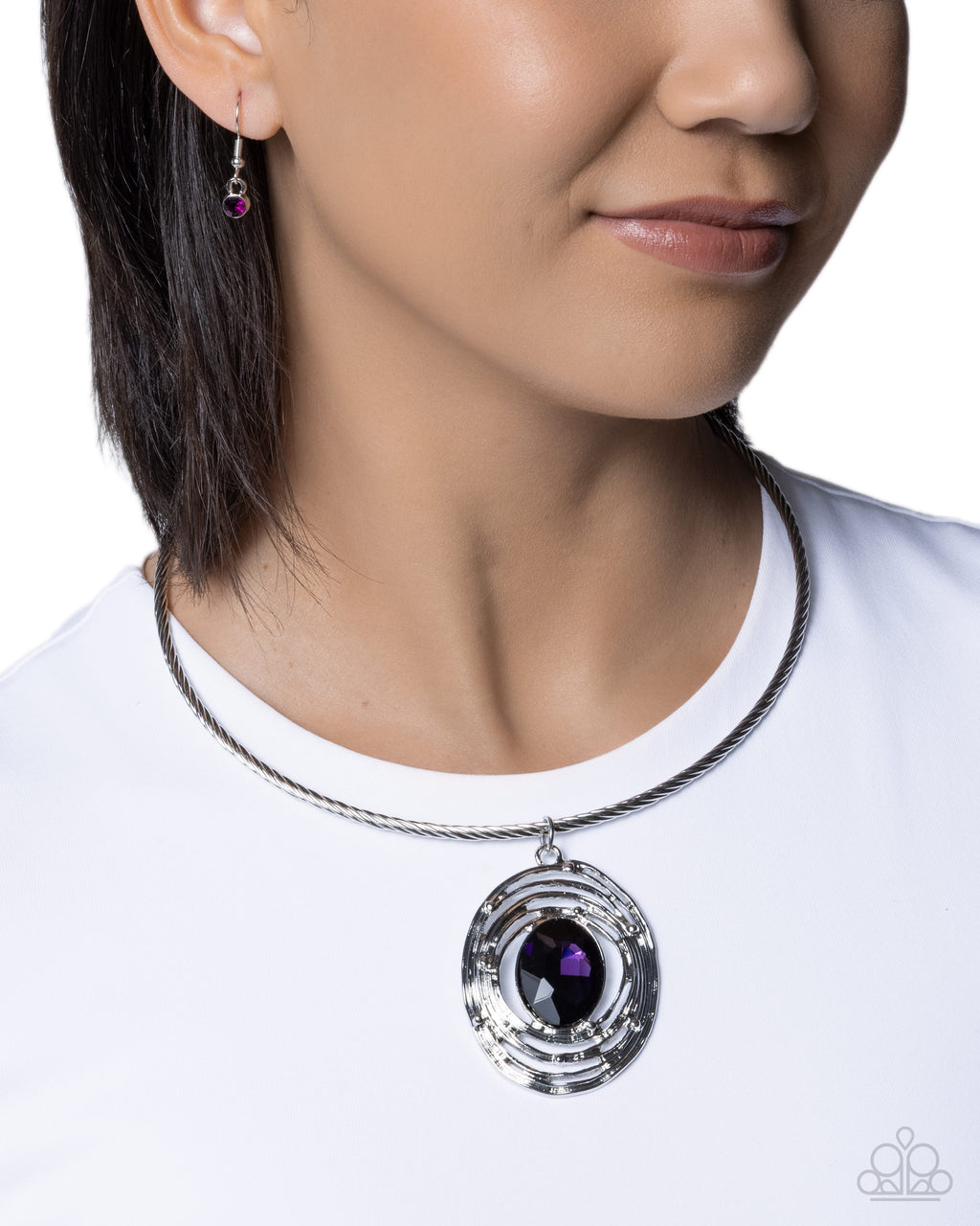eight-dollar-jewelry-fashionable-find-purple-necklace-paparazzi-accessories