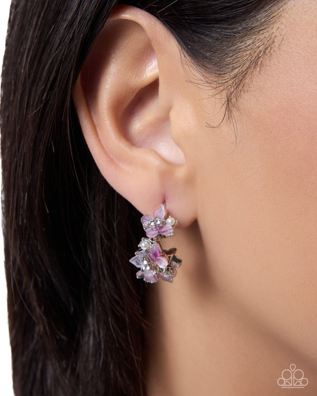 eight-dollar-jewelry-memorable-monarchs-pink-earrings-paparazzi-accessories