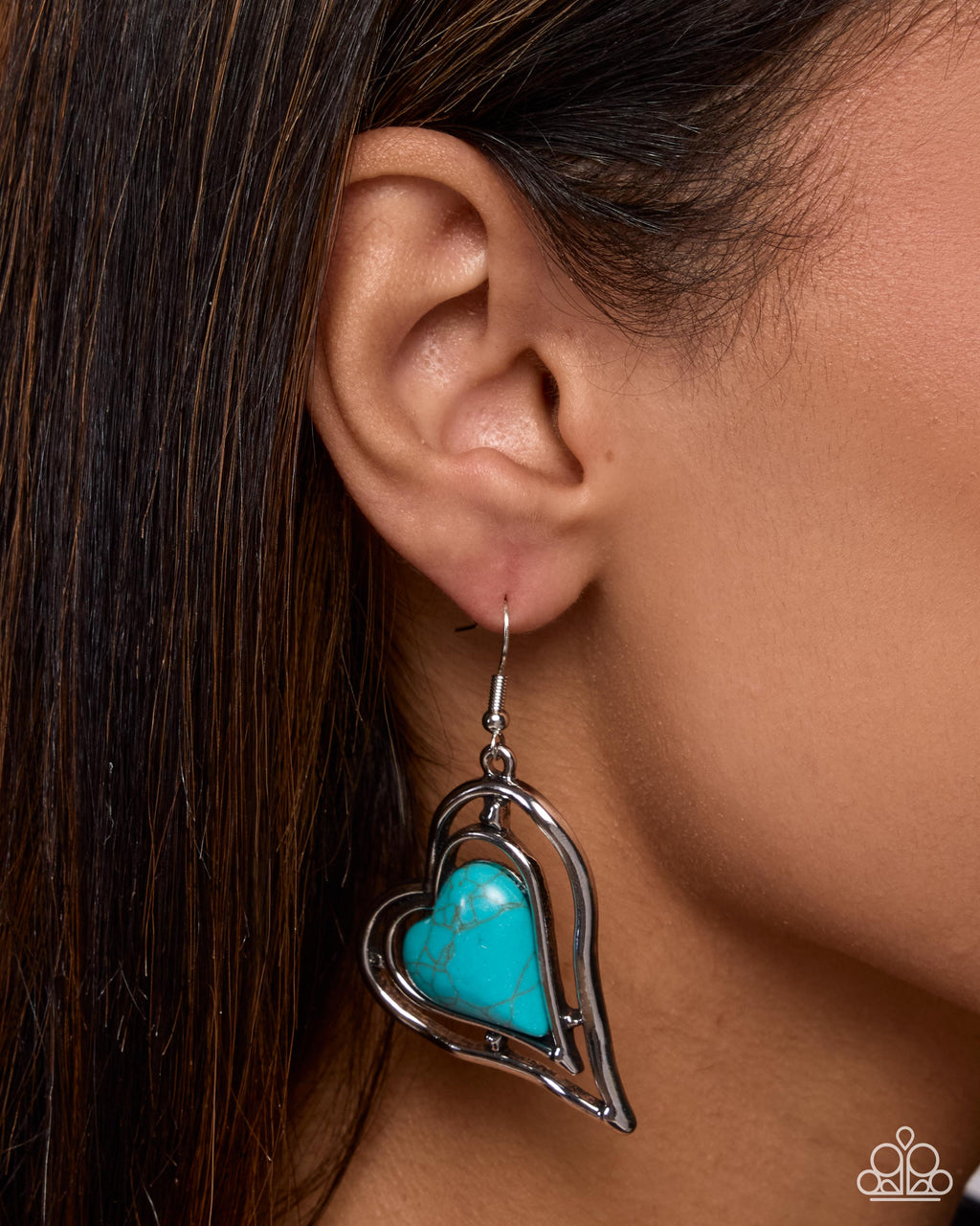 eight-dollar-jewelry-grounded-gift-blue-earrings-paparazzi-accessories