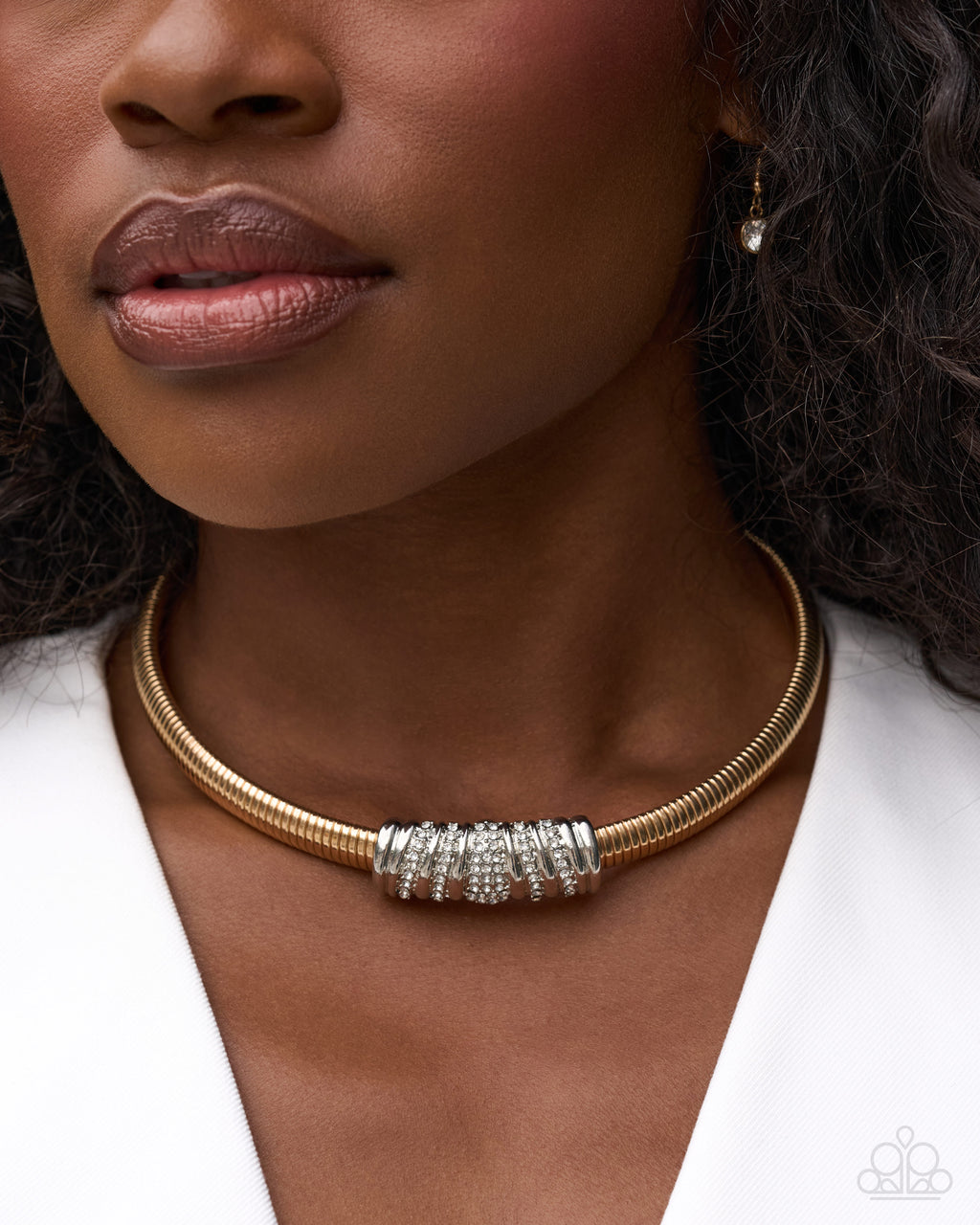 eight-dollar-jewelry-shifting-lanes-multi-necklace-paparazzi-accessories