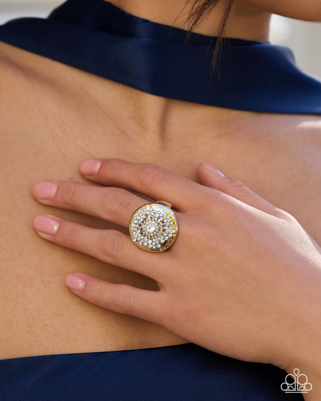 eight-dollar-jewelry-indescribable-icon-gold-ring-paparazzi-accessories