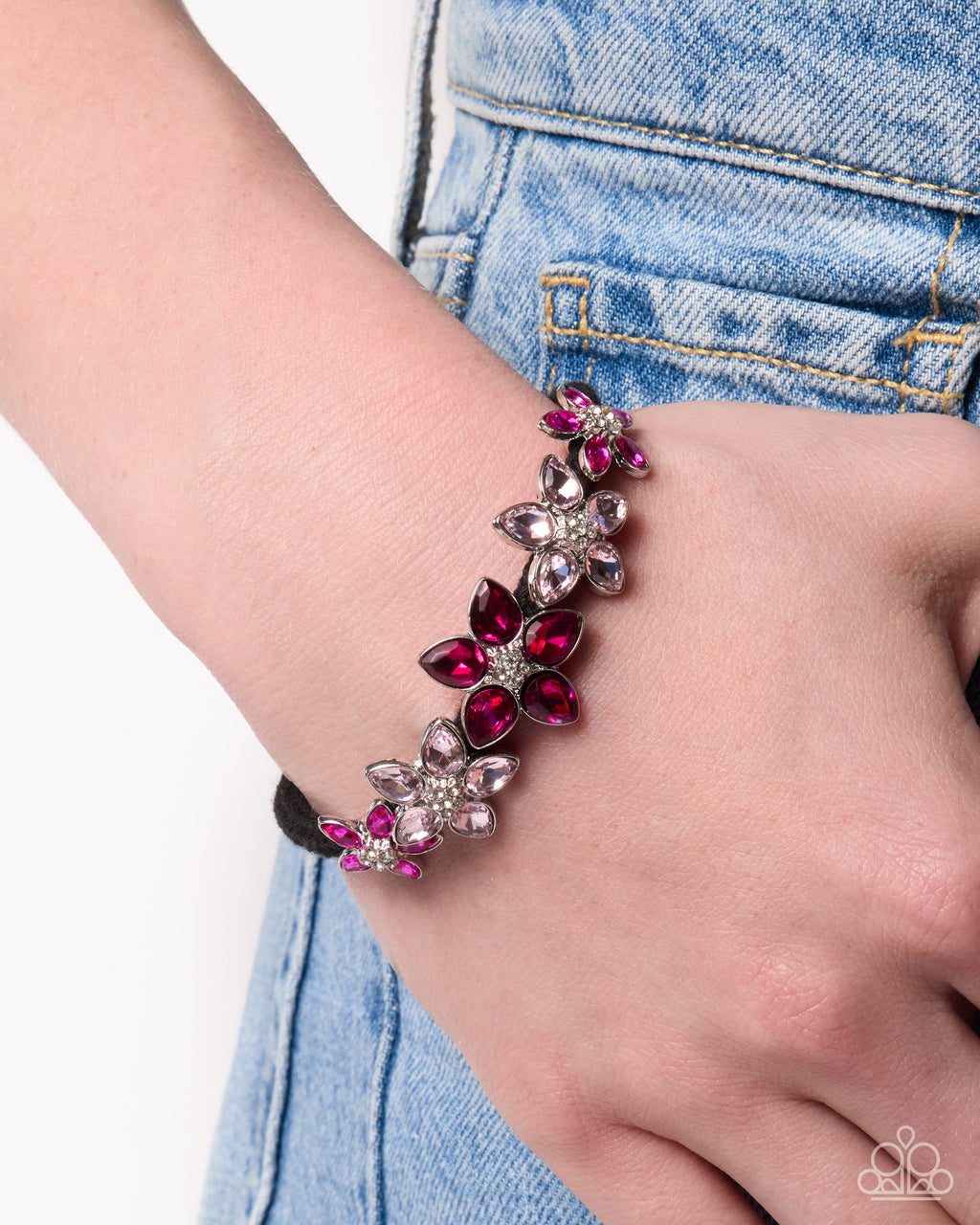 eight-dollar-jewelry-floral-etiquette-pink-bracelet-paparazzi-accessories