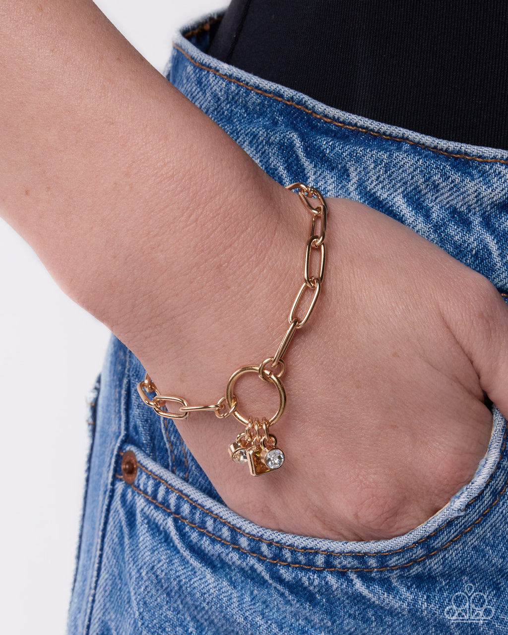 eight-dollar-jewelry-totally-talented-yellow-bracelet-paparazzi-accessories