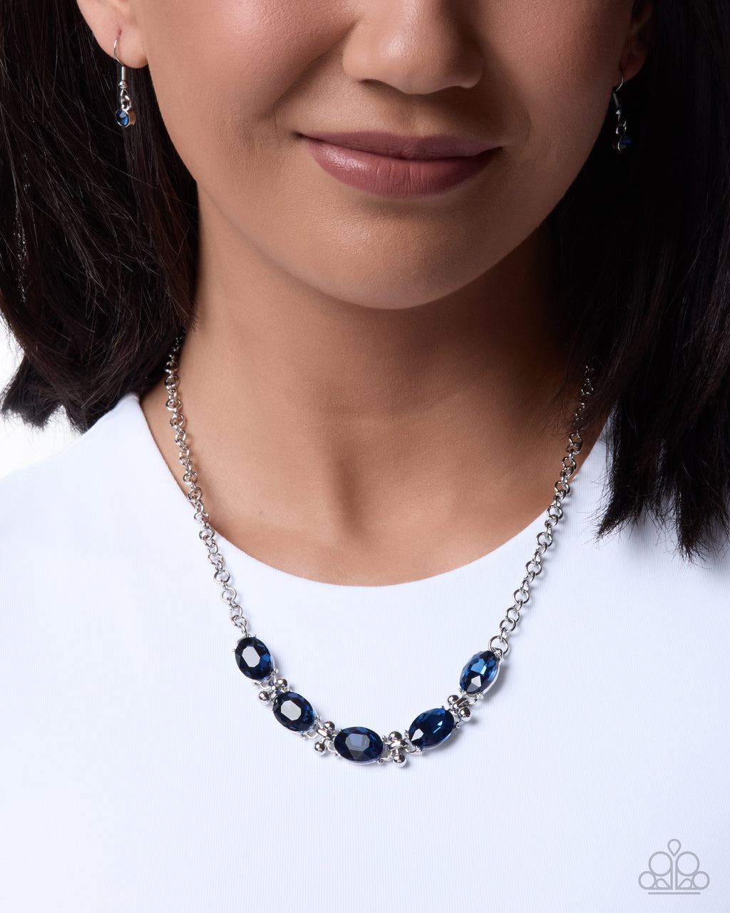 eight-dollar-jewelry-celebrity-shimmer-blue-necklace-paparazzi-accessories