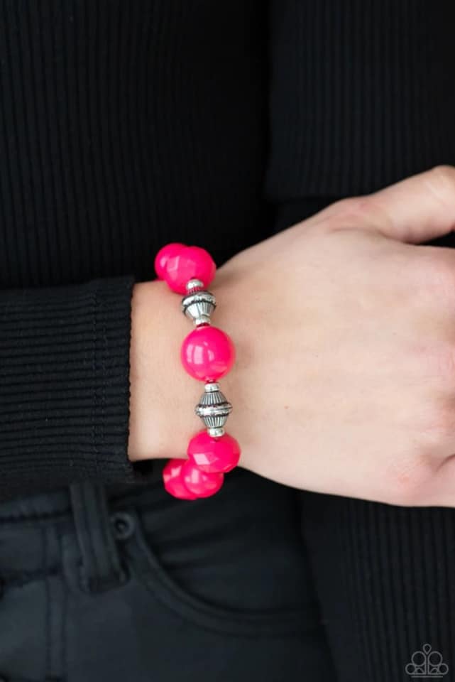 Day Trip Discovery - Pink Bracelet - Paparazzi Accessories