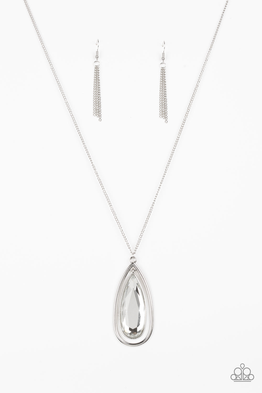 five-dollar-jewelry-the-royal-coronation-white-necklace-paparazzi-accessories