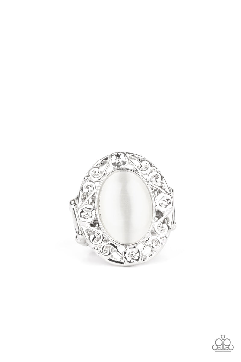 five-dollar-jewelry-moonlit-marigold-white-ring-paparazzi-accessories