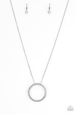 five-dollar-jewelry-center-of-attention-black-necklace-paparazzi-accessories