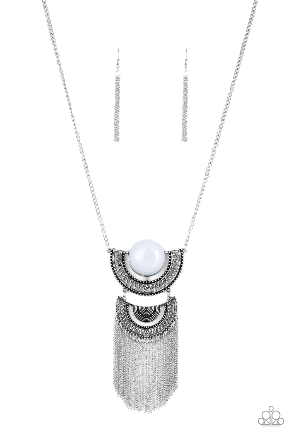 five-dollar-jewelry-desert-diviner-silver-necklace-paparazzi-accessories