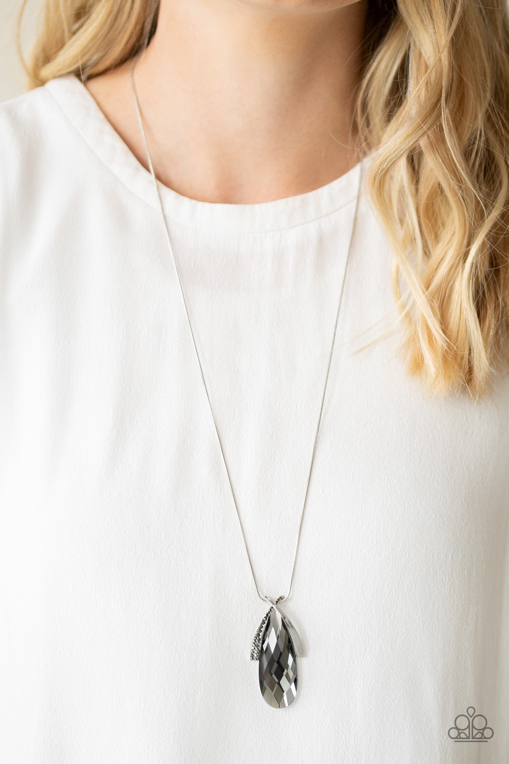 Stellar Sophistication - Silver Necklace - Paparazzi Accessories