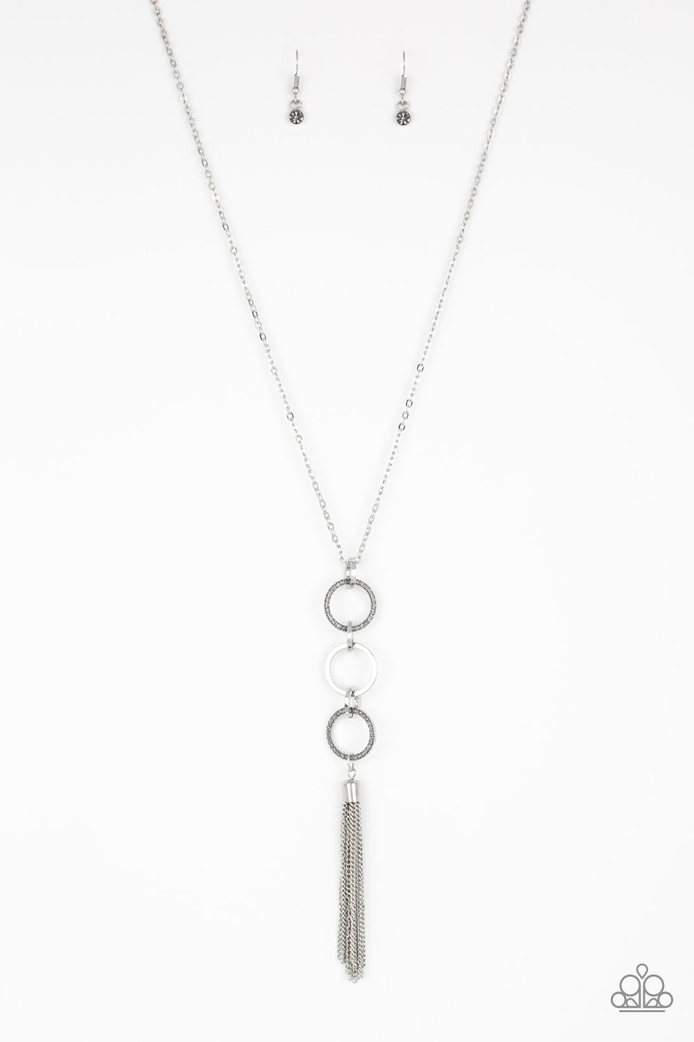 five-dollar-jewelry-diva-in-diamonds-silver-necklace-paparazzi-accessories