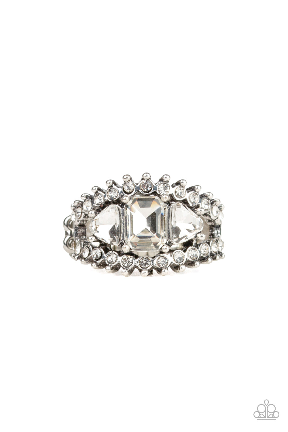 five-dollar-jewelry-packin-heat-white-ring-paparazzi-accessories