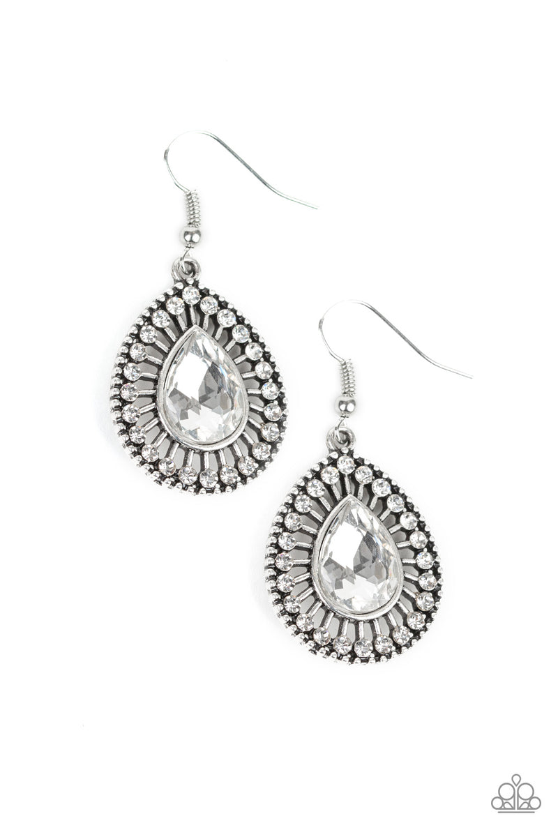 five-dollar-jewelry-limo-service-white-earrings-paparazzi-accessories