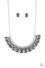 five-dollar-jewelry-killer-knockout-silver-necklace-paparazzi-accessories