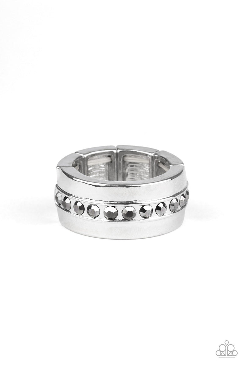 five-dollar-jewelry-reigning-champ-silver-ring-paparazzi-accessories