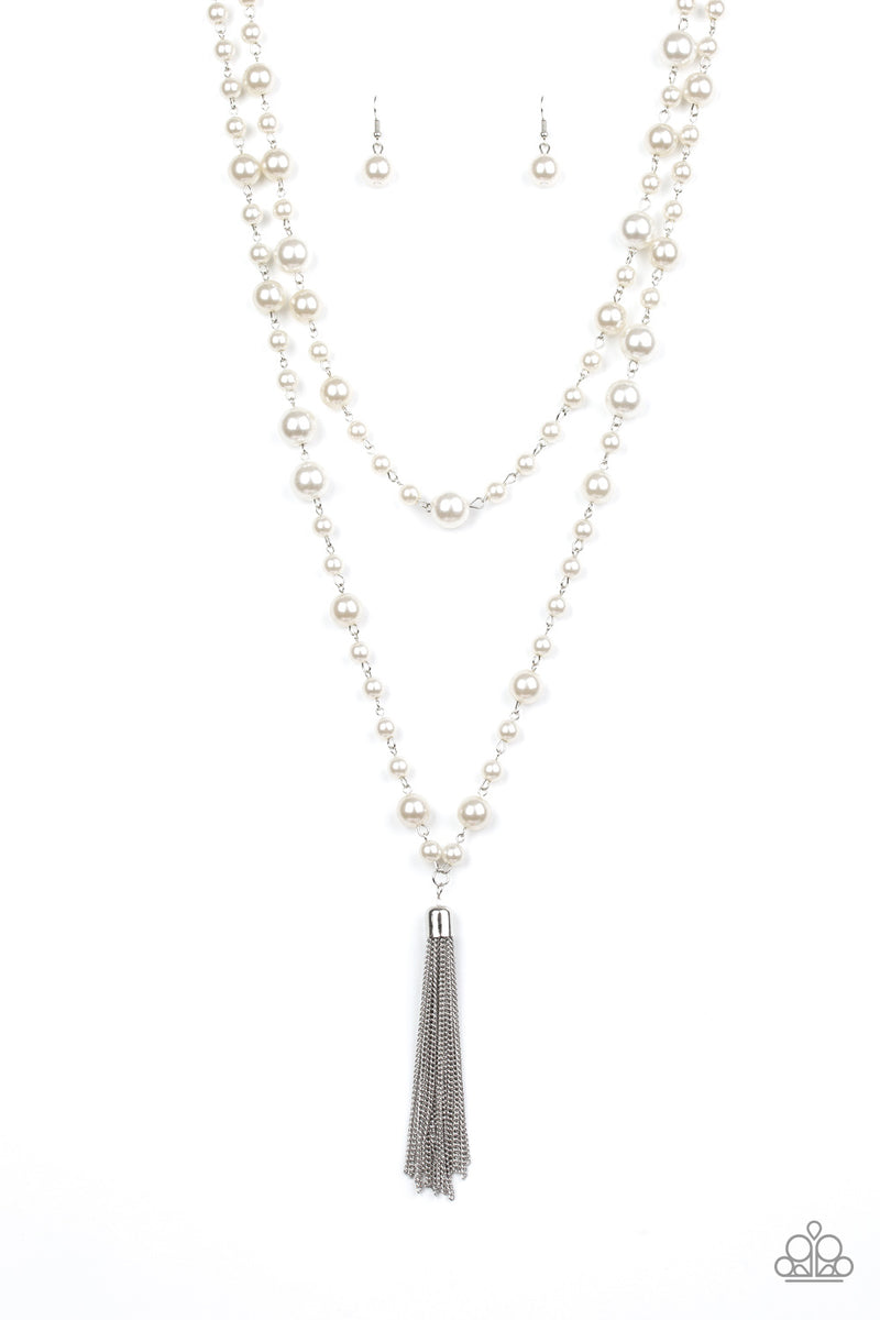 five-dollar-jewelry-social-hour-white-necklace-paparazzi-accessories