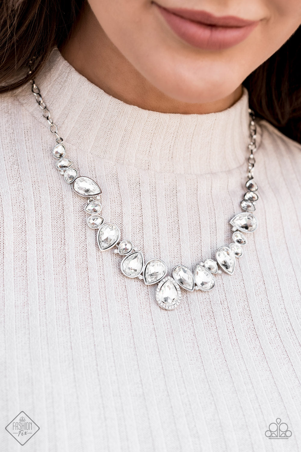 five-dollar-jewelry-fiercely-5th-avenue-complete-trend-blend-6008-paparazzi-accessories