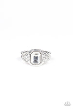 five-dollar-jewelry-out-for-the-countess-white-ring-paparazzi-accessories