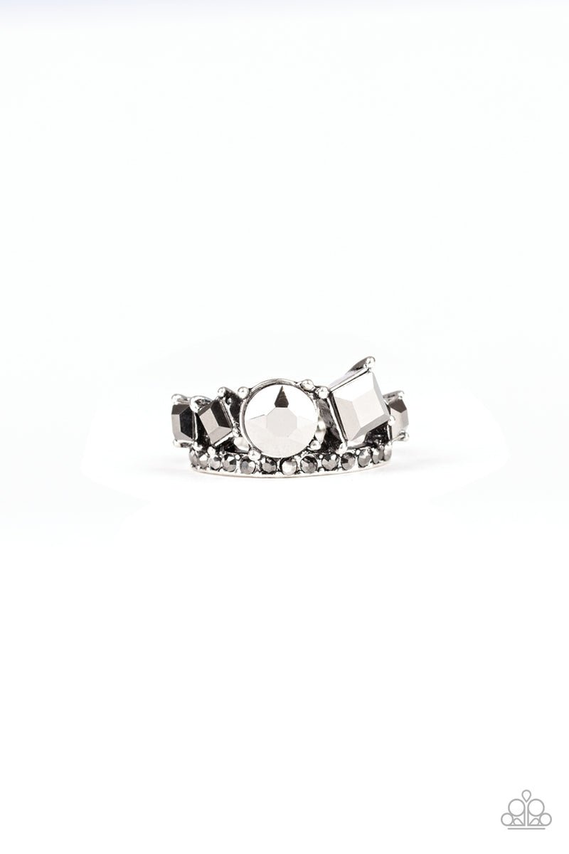 five-dollar-jewelry-champion-couture-silver-ring-paparazzi-accessories