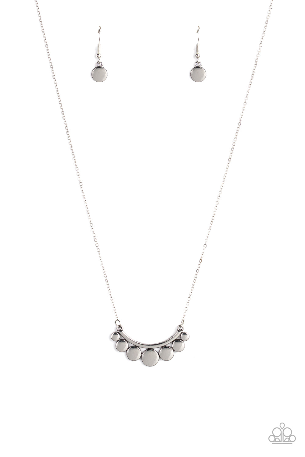 five-dollar-jewelry-melodic-metallics-silver-necklace-paparazzi-accessories