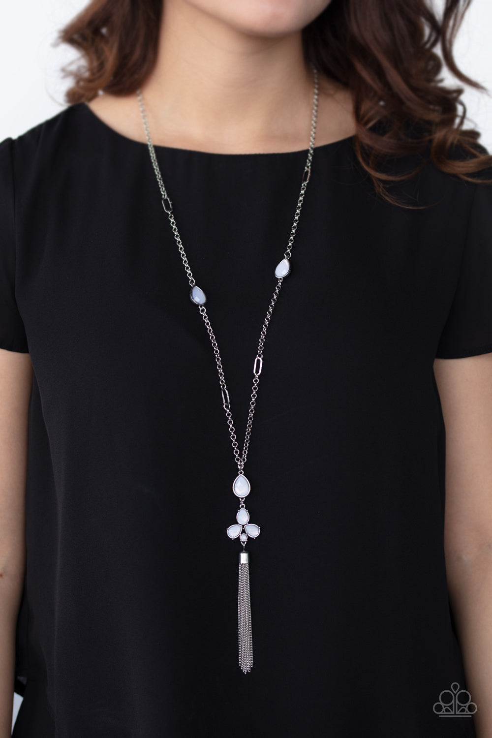 Eden Dew - White Necklace - Paparazzi Accessories