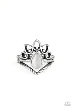five-dollar-jewelry-serene-scene-white-ring-paparazzi-accessories